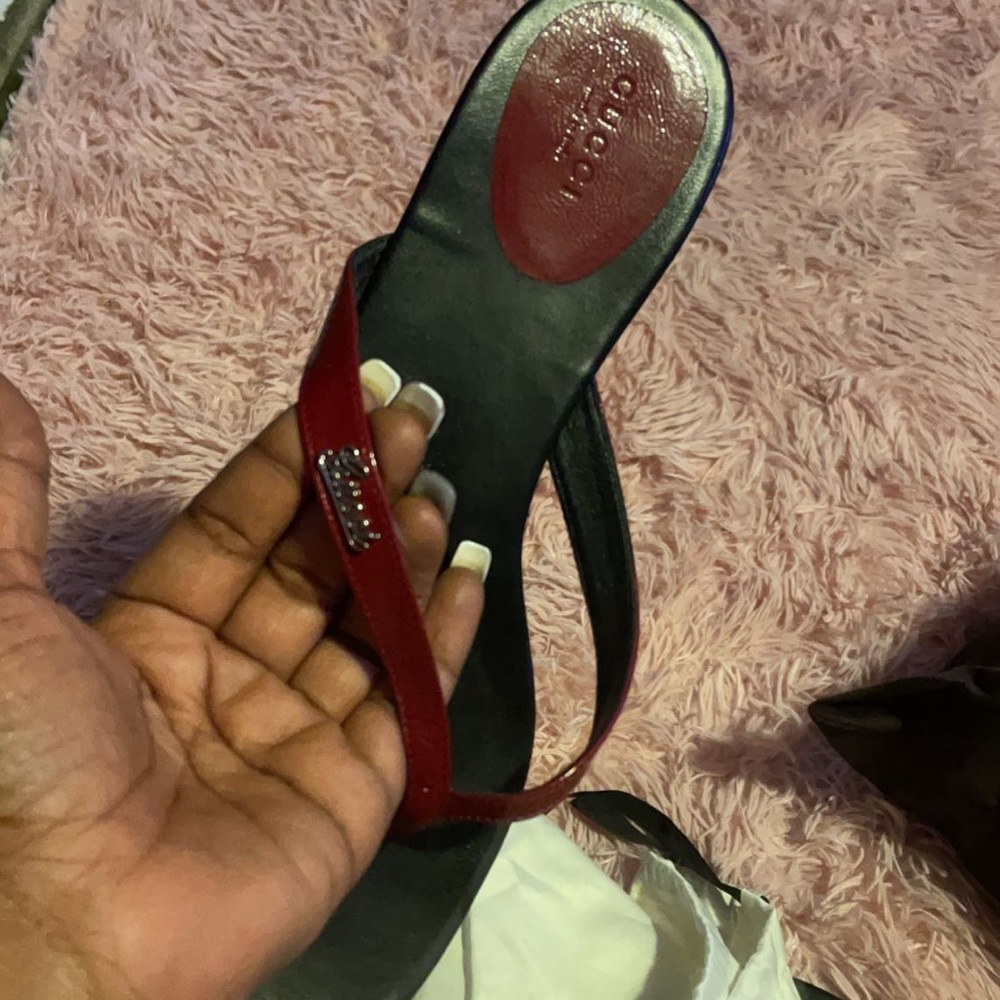 Gucci slides